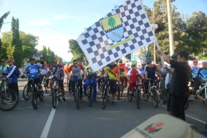 Gowes di Peringatan Hardiknas, Upaya Menjadi Sehat dan Jalin Silaturahim