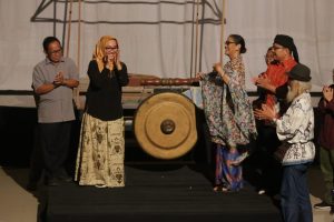 Kesenian Cirebon Diharapkan Mampu Bersaing di Kancah Global