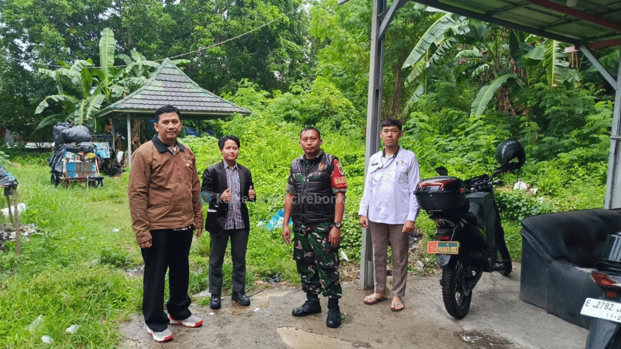 Kasi Administrasi Pemerintahan dan Pelayanan Publik Kelurahan Kesambi Terima Kunjungan Tim Koperasi Merah Putih Kota Cirebon