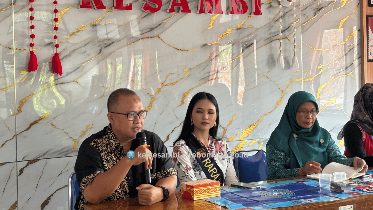 PERTEMUAN RUTIN TP PKK KELURAHAN KESAMBI
