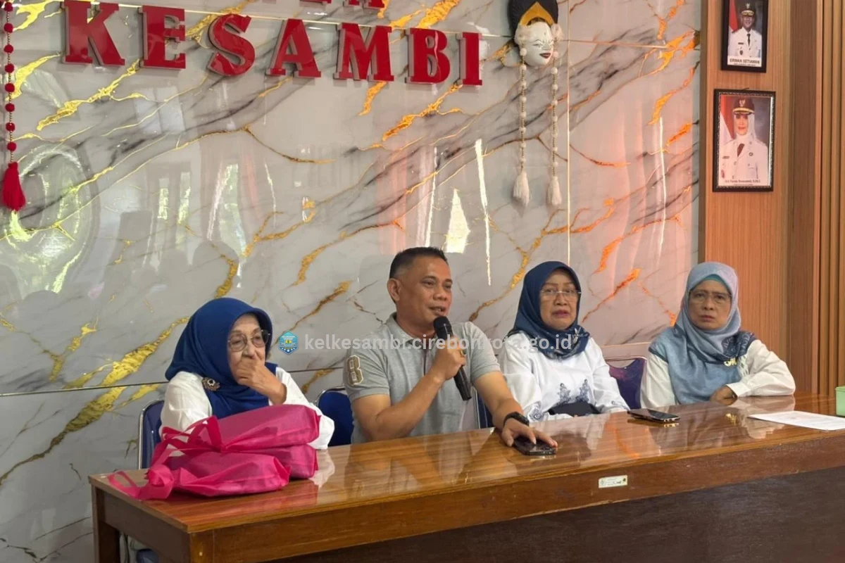 Jumat Berbagi di Kelurahan Kesambi, Wujud Kepedulian untuk Lansia dan Dhuafa